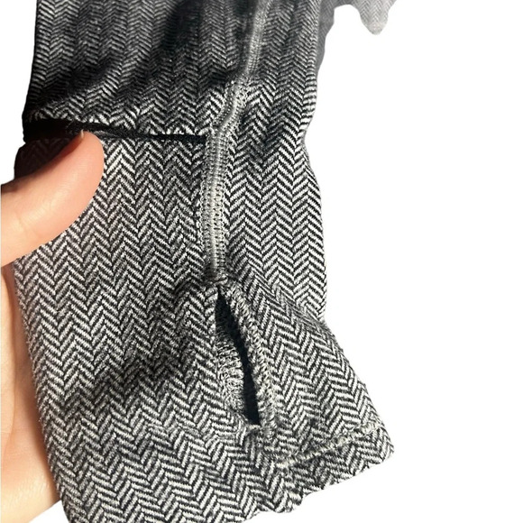 lululemon think fast long sleeve Heather herringbone shirt with pockets size 4 - Picture 3 of 10